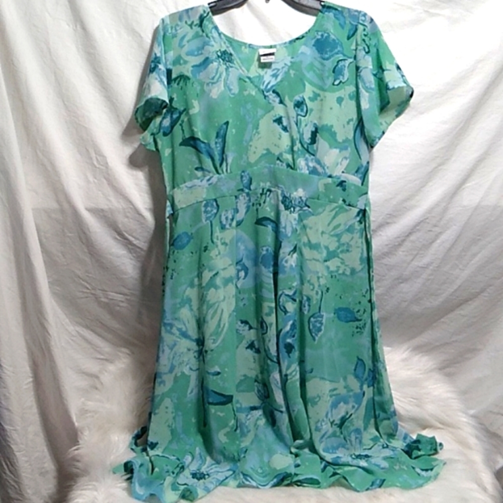 (X-56) SALE! Like New Together Sheer Floral Dress W Matching Slip 2 Piece Set